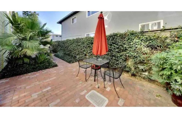 Bright and Beautiful Private Room Unit #2