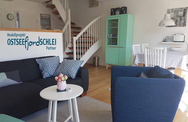 Luminoso apartamento en la localidad de Schönhagen del Mar Báltico en la región vacacional Mar Báltico / Schlei