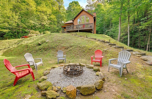 Bright Bryson City Cabin w/ Fire Pit & Hot Tubs!