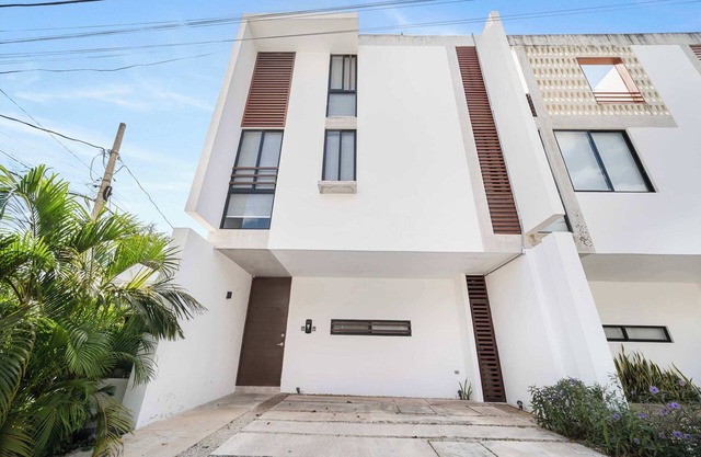 Bright & Spacious Mérida Retreat | 3BR Home with Private Pool