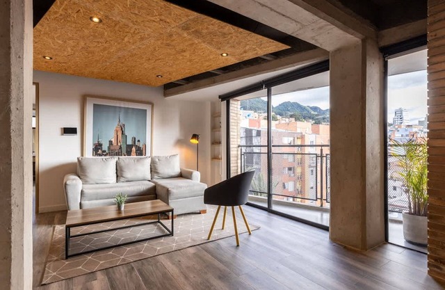 Brilliant 1 BR in Chapinero