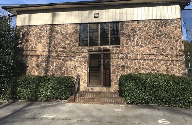 Partido Logia duerme 25, cocina completa, televisión de alta definición Salón, Encuadre Salón de Fiestas, Internet rápido