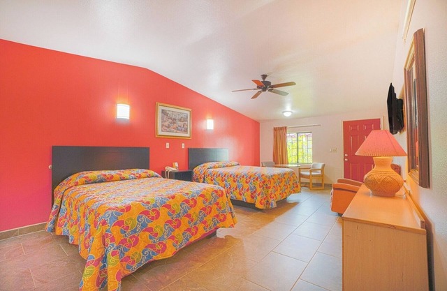 Budget Room with Essentials Near Weslaco Dining, Parks & Local Attractions