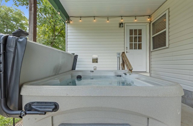 BuffaloRiver 15Min | Hot Tub Trails FirePit