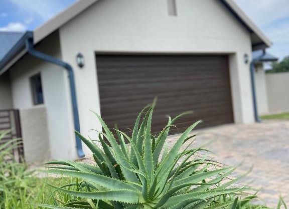 Bukiwe Prestige Villas - Luxury Self-catering