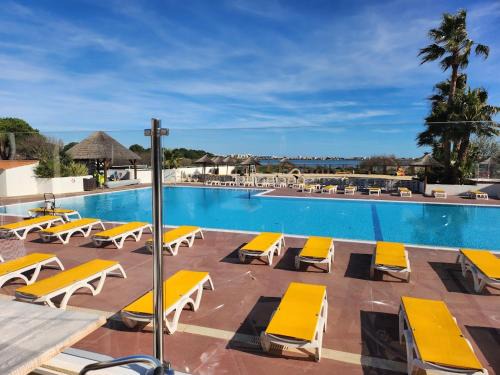 Bungalow 410, 8 pers Camping 4 étoiles Siblu Le Lac des Rêves