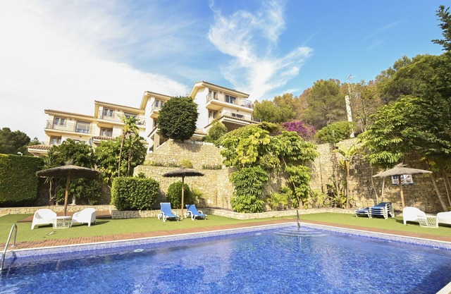Bungalow 'Alegre Playa Grupo Terra De Mar' con vistas a la montaña, Wi-Fi y aire acondicionado.
