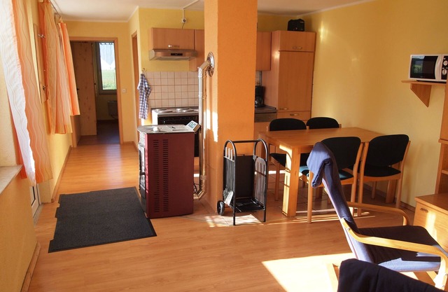 Bungalow - Meerzauber. Gutshaus Reidervitz, Großer Lindengartenarten