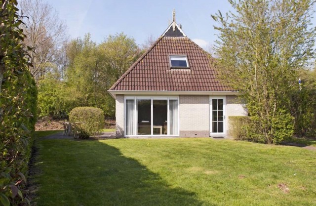 Bungalowpark It Wiid by Interhome