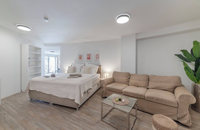 Bunker Retreat Essen Trade Fair-Self Check-in-5P-WIFI