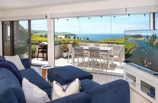 Burri Burri View for 4- Ocean Views