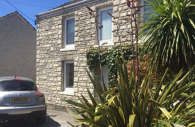 Cabaña tradicional junto al mar; Se aceptan mascotas y excelente ubicación para Harbor + Beaches
