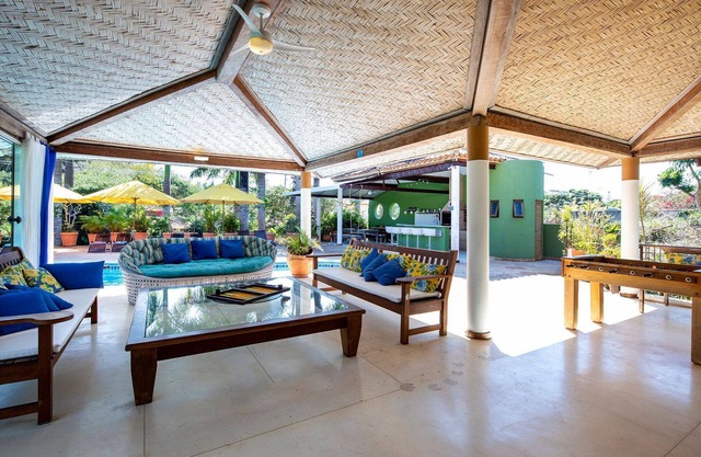 Buz010 - Mansión con 5 habitaciones y piscina en Búzios