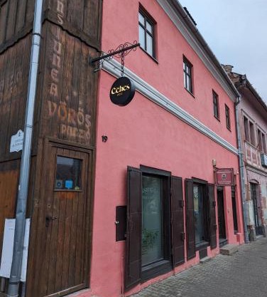 Céhes Guesthouse