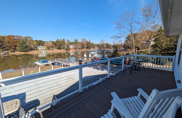 C1-A Lakefront Cabin on Lake Norman