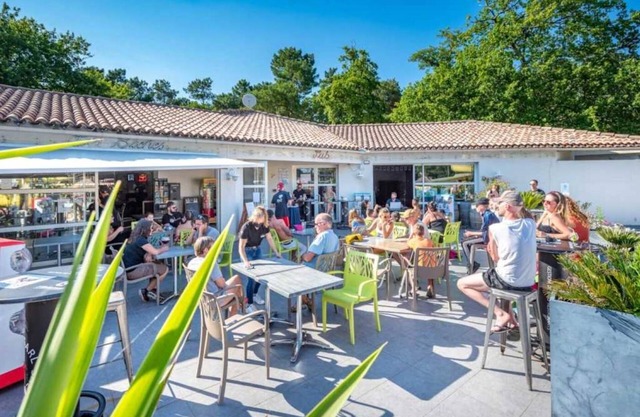 Cabane 4 étoiles - Piscine - efbded