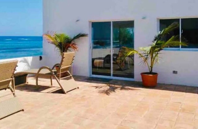Cabarete Beachfront- Casa de Playa