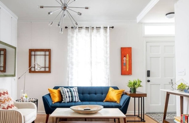 This house is a 2 bedroom(s), 1 bathrooms, located in Atlanta, GA.