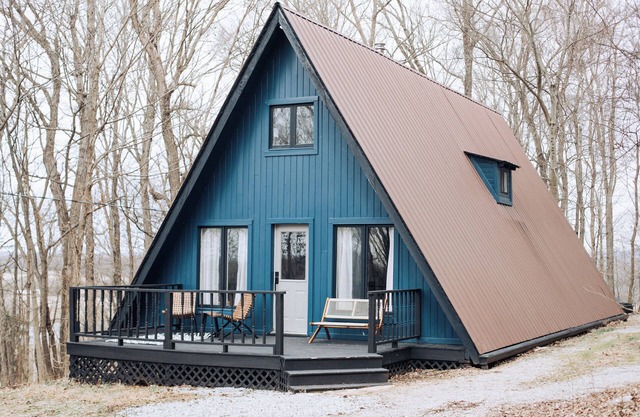 Cabin Getaway on Walter Stone