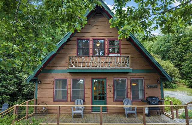 Cabaña cerca de Blowing Rock, pozo de fuego, s'mores, desayuno y VISTAS!