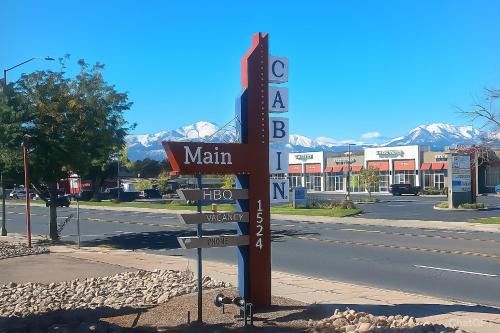 Cabins on Main Longmont