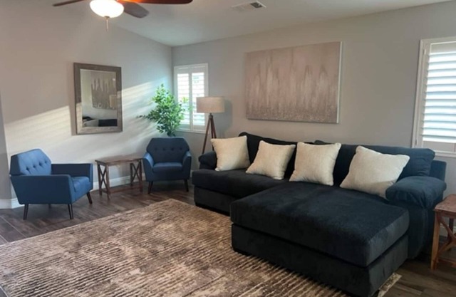 Cadbury 4BR Outdoor Kitchen Sleeps 8 Peaceful