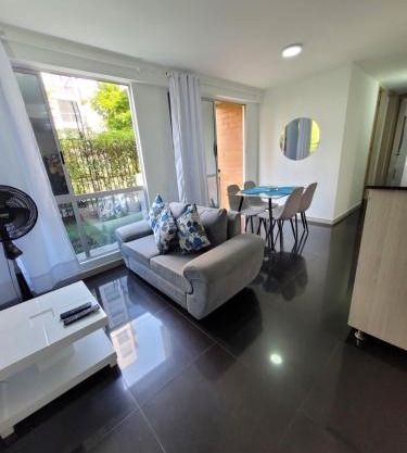 Cali Piso 1-02 Sector Sur Valle Del Lili Comodo