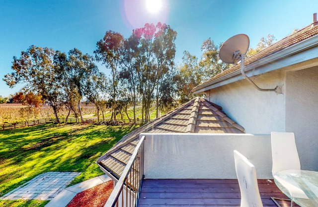 California Countryside Estate - Pool, 22 Rooms