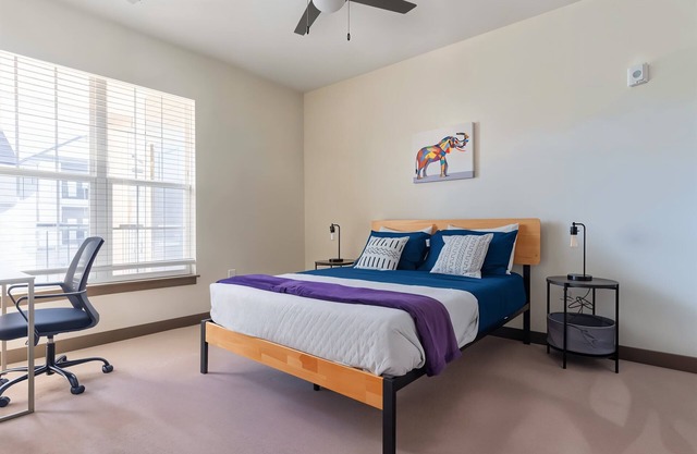 Calm 1BR Retreat | Pool, Parking & Gym Access