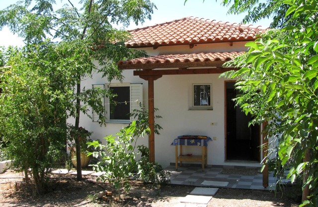 Tranquilo, en medio de un olivar, cerca de la playa, wifi | Casa de vacaciones Ili