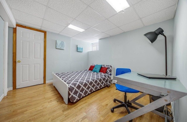 Cambridge 2BD 2BTH Basement Apt with Parking