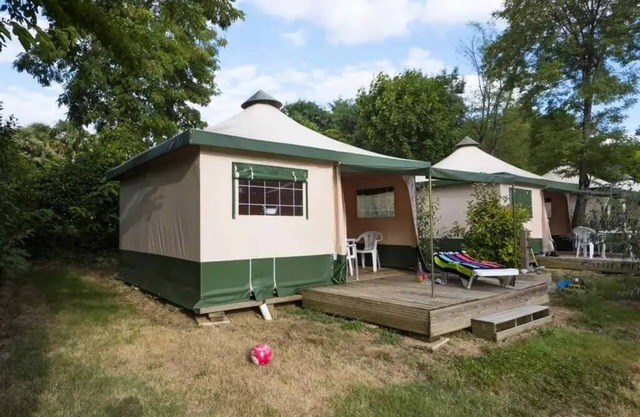 Camping du Lac *** - Tienda amueblada Cyrus 3 habitaciones 4 personas sin baño