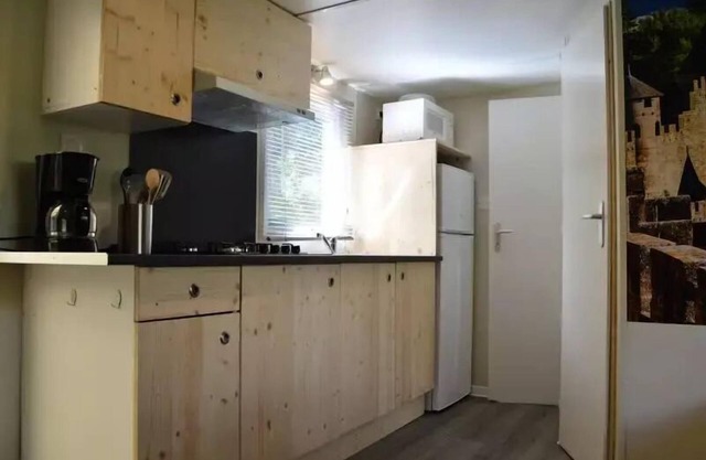 Camping Le Martinet Rouge *** - Casa móvil 3 habitaciones 4/6 personas Terraza