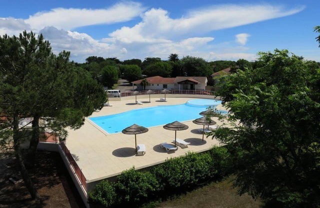 Camping Le Both d'Orouet*** - La Tôt ready to camp 2/4 People Without Sanitary