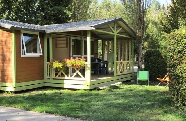 Camping Le Colporteur **** - Chalet Espace Classic 4 rooms 4 adults and 2 children Air-conditioned
