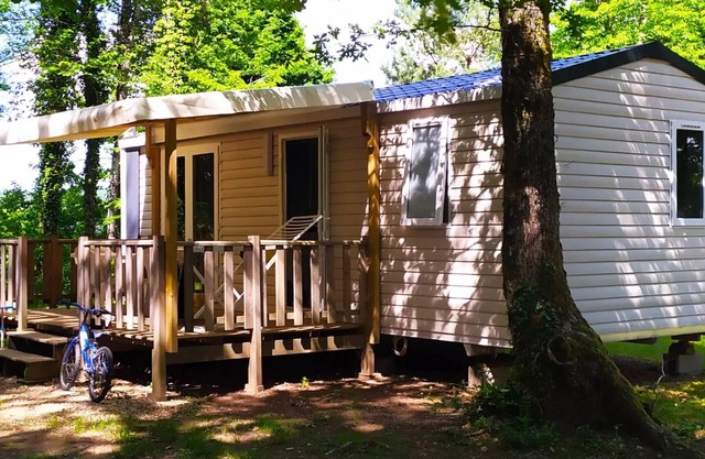 Camping Les Rives du lac Cantalès *** - Riviera 2 bedroom mobile home 6 people