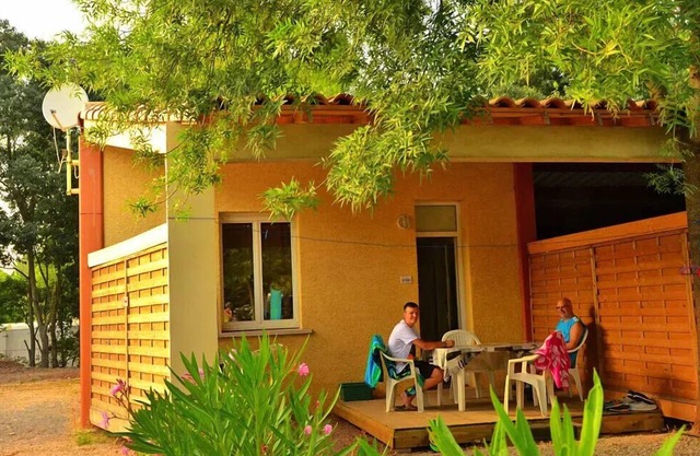 Camping maeva Club Les Rivières **** - Gîte Premium 2 Rooms 5 Persons Air-conditioned + TV