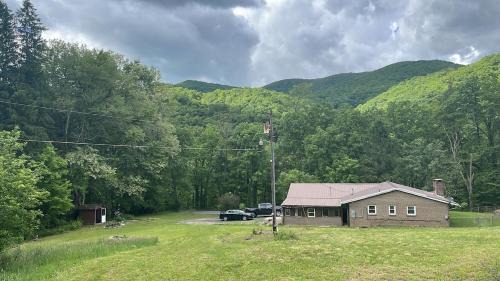 CampRV Lookout Apartment Peaceful Scenic Escape