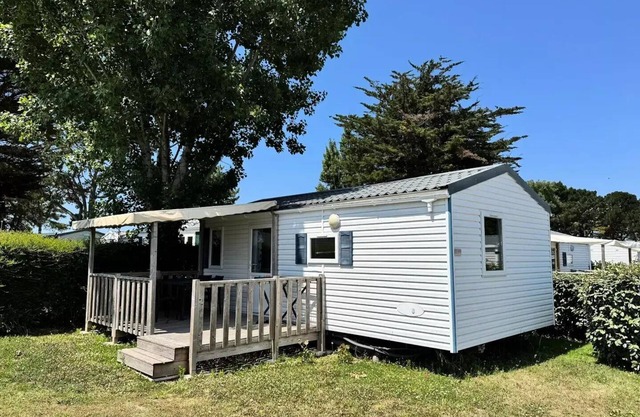 Campsite La Pointe Saint-Gildas *** - Chalet Comfort 3 Rooms 4/5 People