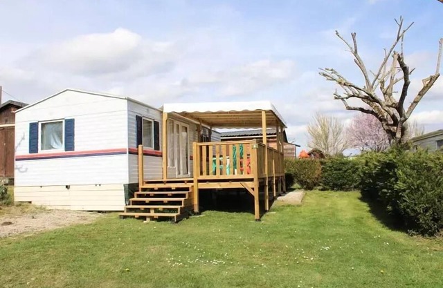 Campsite Le Casties *** - Mobile Home 4 rooms 6 people
