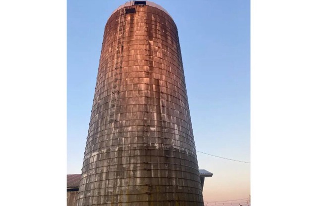 CAMPSITE Ravens’ pad CAMPSITE at June Bud Farms