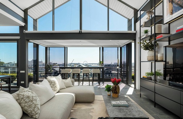 Canal facing Penthouse 601 Dovenby