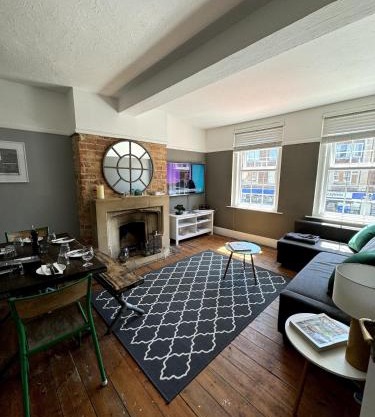 Canford Cliffs Apartment