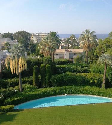 CANNES Vue Mer & Balcon dans Villa Exceptionnelle Belle Époque la Californie