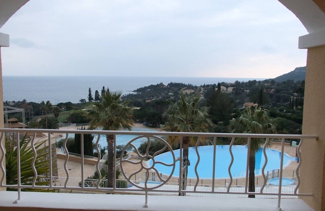 Cap Esterel Pierre et Vacances / MAGNIFICA VISTA AL MAR