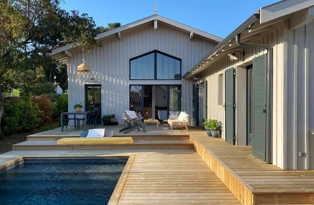 Cap Ferret. Adorable Villa pool view 200 m from the beach