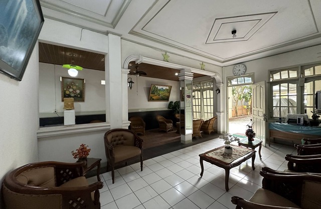 Capital O 93291 Bintang Hotel