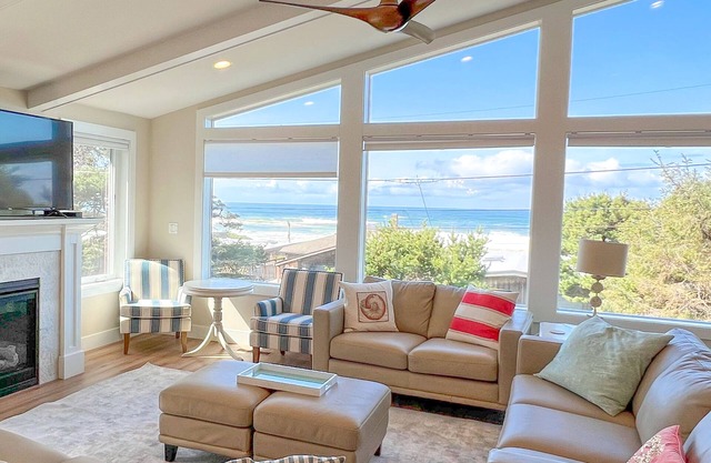 Increíbles vistas al mar / amplias / 2 minutos a pie de la playa / 8 minutos en coche de Cannon Beach