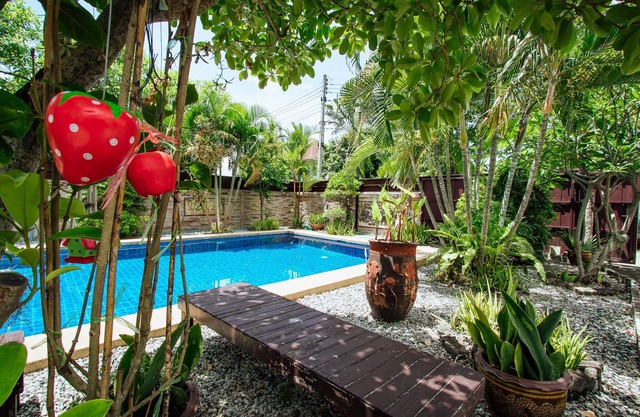 Captivating 3-Bed Villa in Muang Pattaya