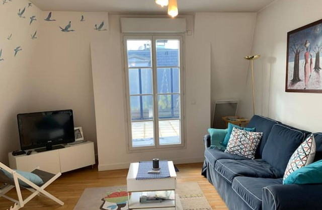 CARINA T2 apartment close to all amenities.